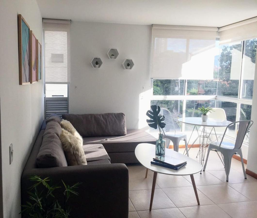 Appartement Moderno Apartamento Poblado 10 Min Del Lleras Y Provenza à Medellín Extérieur photo